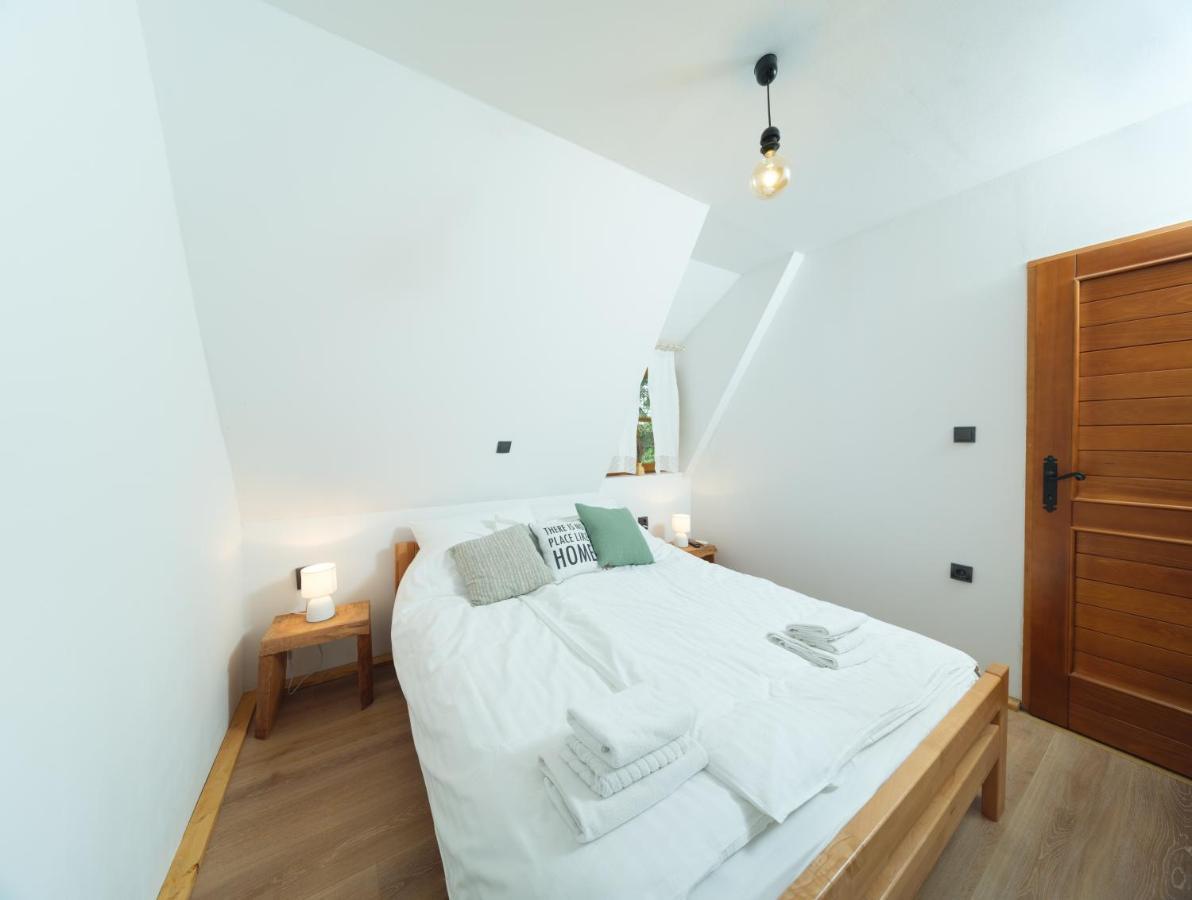 Yeti Cabin Plitvica selo Exterior foto